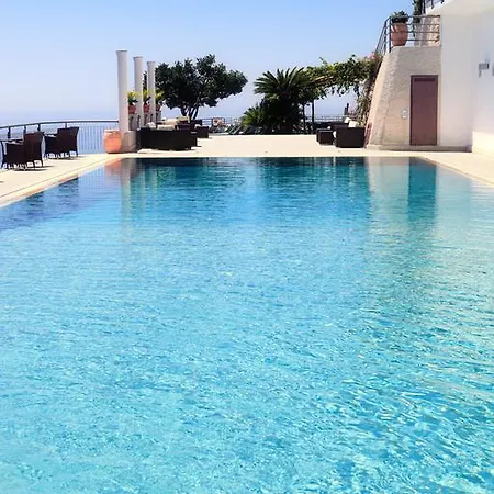 Hotel Dei Cavalieri 3*