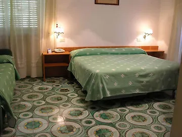 Dei Cavalieri Hotel 3*