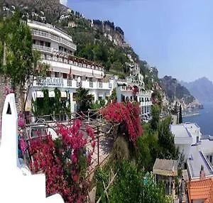Dei Cavalieri فندق 3*